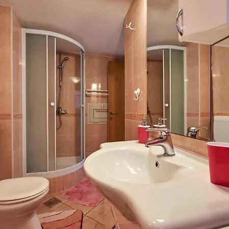 Lejlighed In Mastrinka With Loggia, Air Conditioning, Wifi, Washing Machine 5159-1