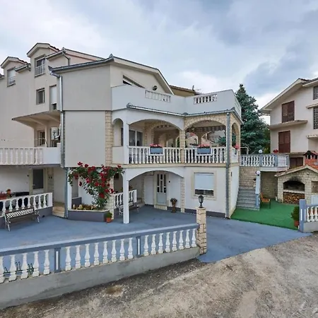 Apartament In Mastrinka With Loggia, Air Conditioning, Wifi, Washing Machine 5159-1 Trogir