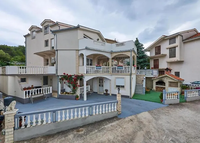 Appartement In Mastrinka With Loggia, Air Conditioning, Wifi, Washing Machine 5159-1 Trogir